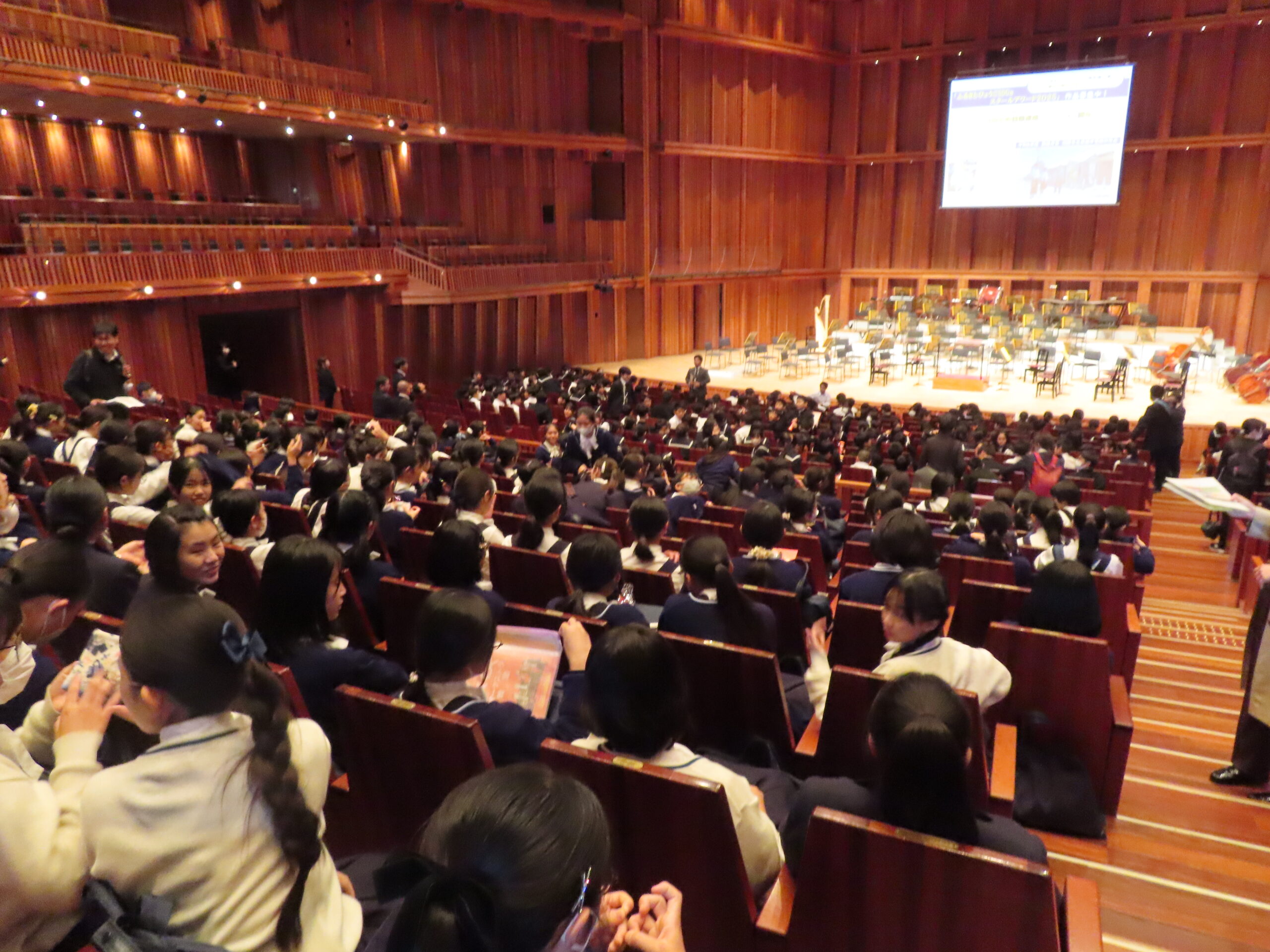 中1 わくわくオーケストラ教室 / School Life / 神戸海星女子学院