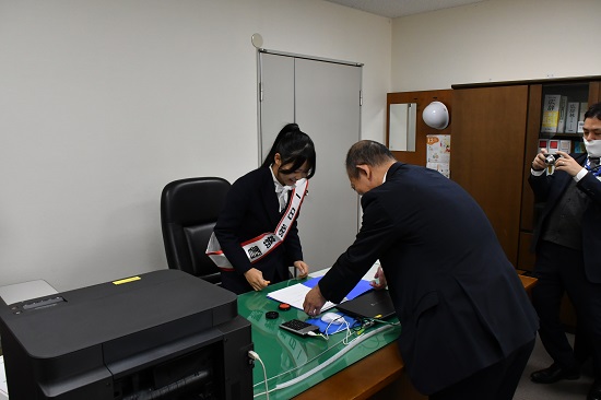 2023一日税務署長２.JPG